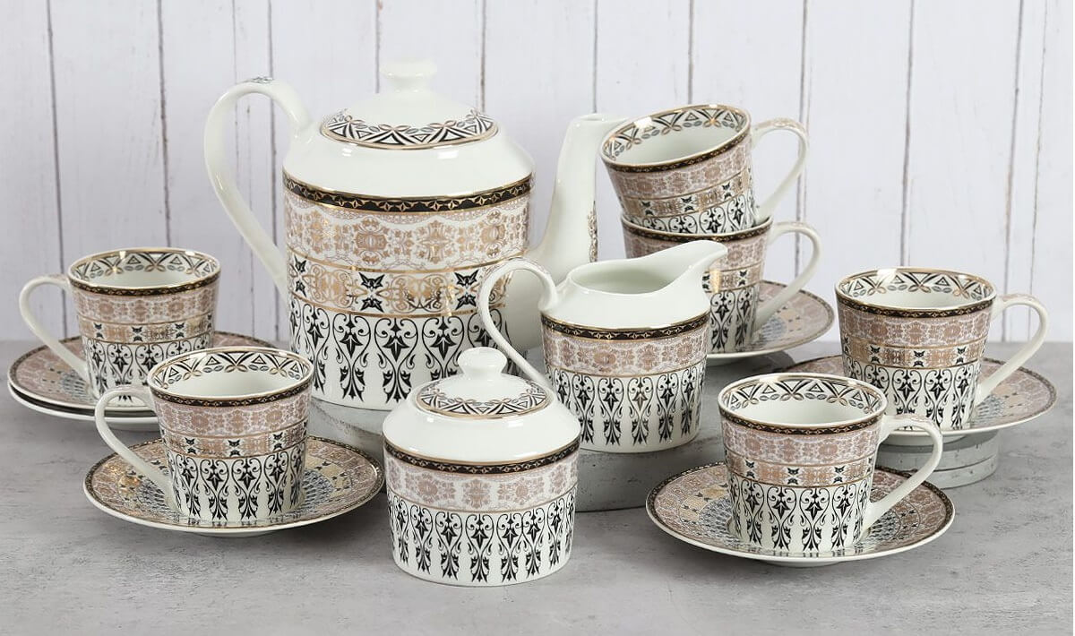 india-circus-artisans-impression-tea-cup-_-saucer-set-of-17-pcs-52152101sd00664-1 (1)